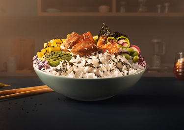 Poké bowl med ugnsbakad lax