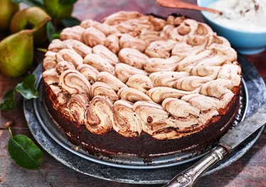 Chokladkladdkaka med chokladmaräng