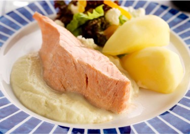 Lohta ja kukkakaalipyreetä