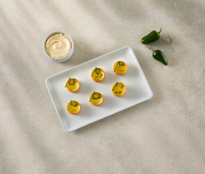 CASTELLO® GNIST CHILI-CHEESE KRUSTADER MED JALAPENO
