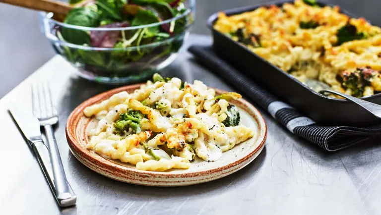 Mac and cheese med broccoli