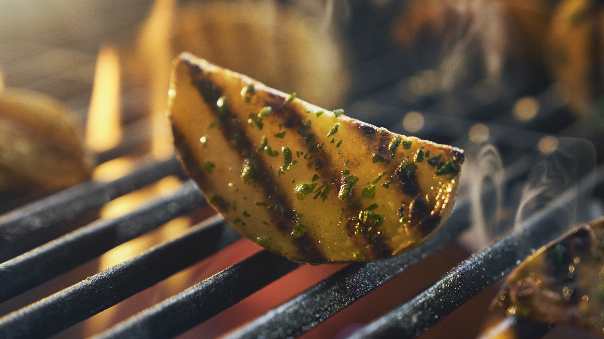 Grilled buttery herb potatoes 