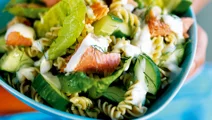 Pastasallad med lax