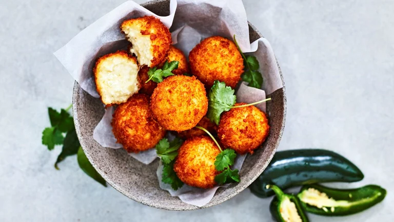 Crispy Chilli Cheese Balls