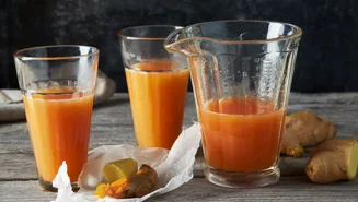 Citrusshot med ingefära och gurkmeja