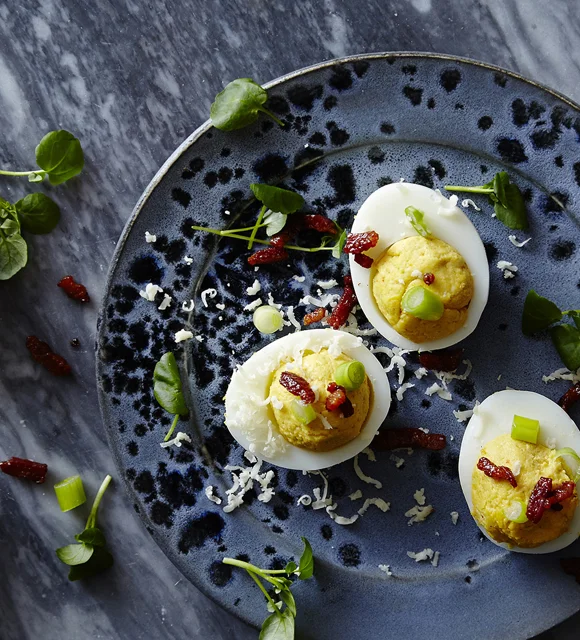 Œufs farcis au cheddar et au fromage bleu