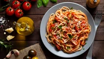 Rich Tomato Sauce Pasta