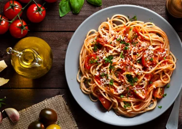 Rich Tomato Sauce Pasta