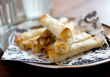 Fyllda filodegsrullar