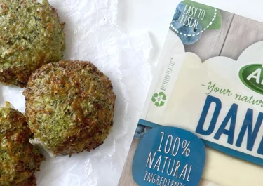 Burger de brócoli con Arla Queso en lonchas Danbo