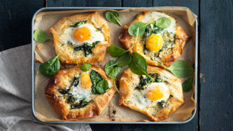 Filodegsrutor med skinka och ägg