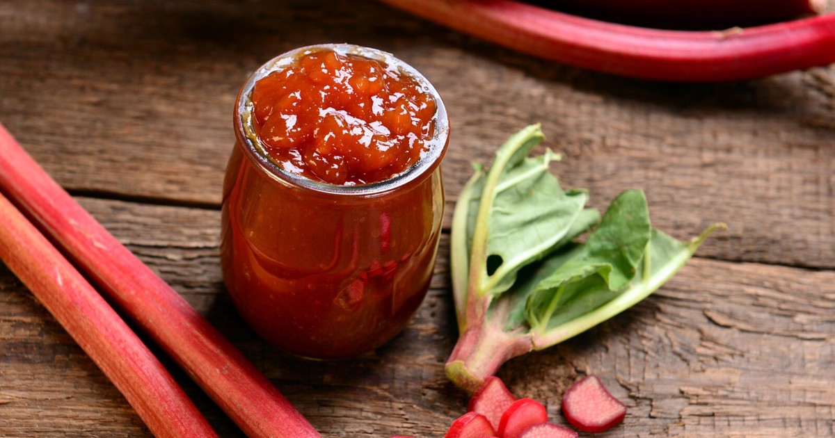 Jam Rouf Easy Rhubarb Jam Recipe | How To Make Rhubarb Jam Recipe | Arla UK