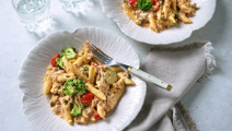 Pasta med tonfisksås