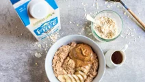 Lactosevrije havermoutpap met pindakaas