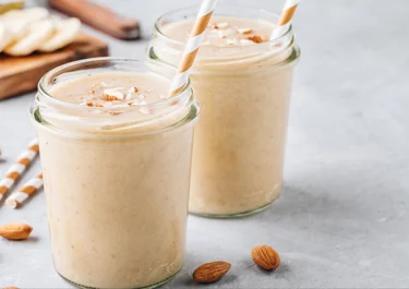 Almond smoothie