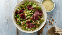 Lun kålsalat med røget lam