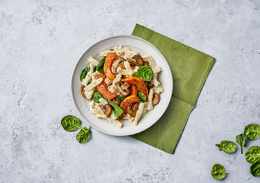 Creamy lactose-free pasta with mushrooms and pumpkin 