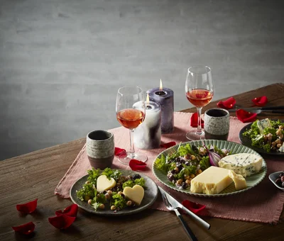 Creamy Blue and Cheddar Valentine's indulgence