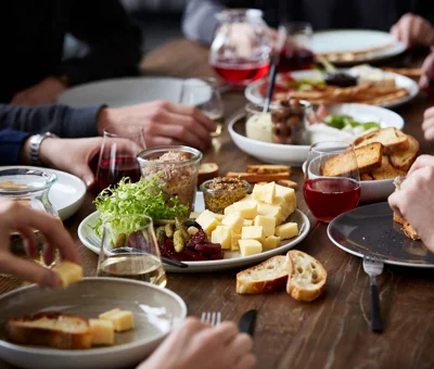 Cheddar med anderillette, surt og sødt