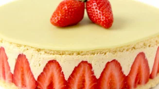Lactose-free Fraisier