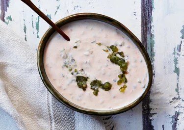 Hamburgerdressing med gräddfil