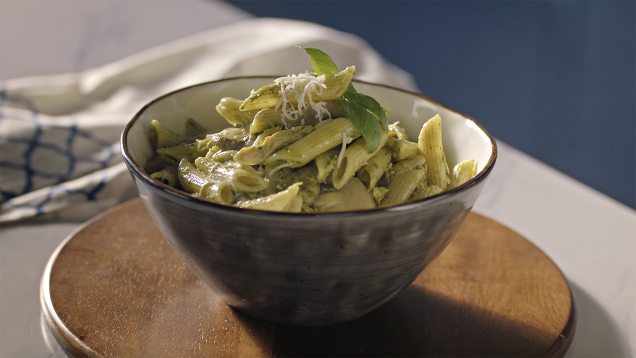 باستا البيستو بالدجاج