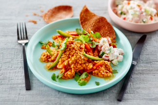 Papadams mit rotem Linsen-Curry und Skyr