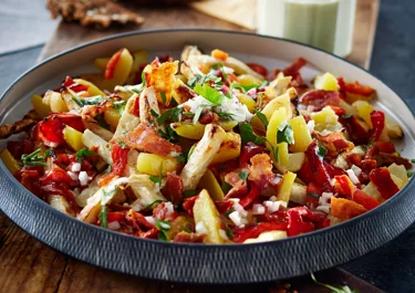 Grillet peberfrugtsalat med escabechefløde