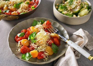Stekt gnocchi med tomatsås