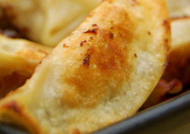 Wonton-pasteijat