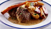 Nötfärsbiffar med franska örter