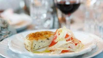 Quiche med fänkål och tomatsallad