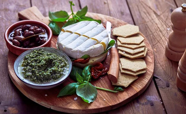 Castello Double Crème White with semi-dried tomatoes and basil