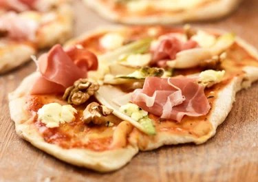 Pizza med ädelost