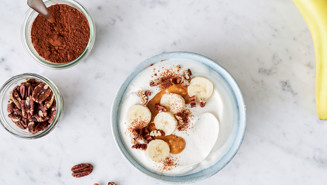 Peanut butter, banana, and pecan topping for skyr 