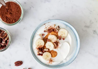 Peanut butter, banana, and pecan topping for skyr