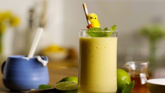 Mango and Pineapple Smoothies