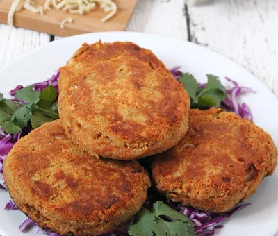 Lentil and cheese burgers