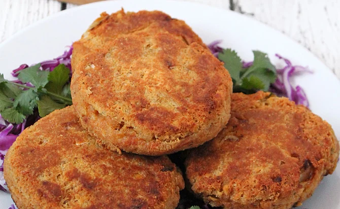 Lentil and cheese burgers
