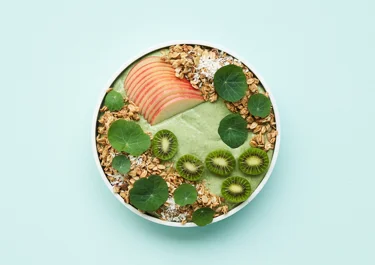 Matcha smoothie bowl
