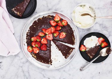 Svensk chokoladekage med kaffe og ganache