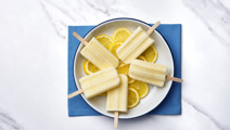 Lactose-free lemon popsicles 