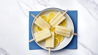 Lactose-free lemon popsicles