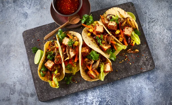 VEGETARISCHE FAJITAS MIT FRISCHKÄSE