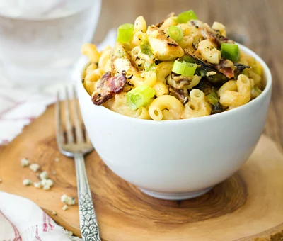 Blue Cheese, bacon & brussels sprouts mac & cheese