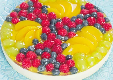 Himmelsk fromagetårta med frukt