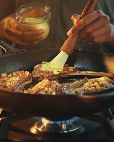 PAN-FRIED LAMB CHOPS