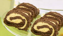 Chokladrulltårta med vanilj