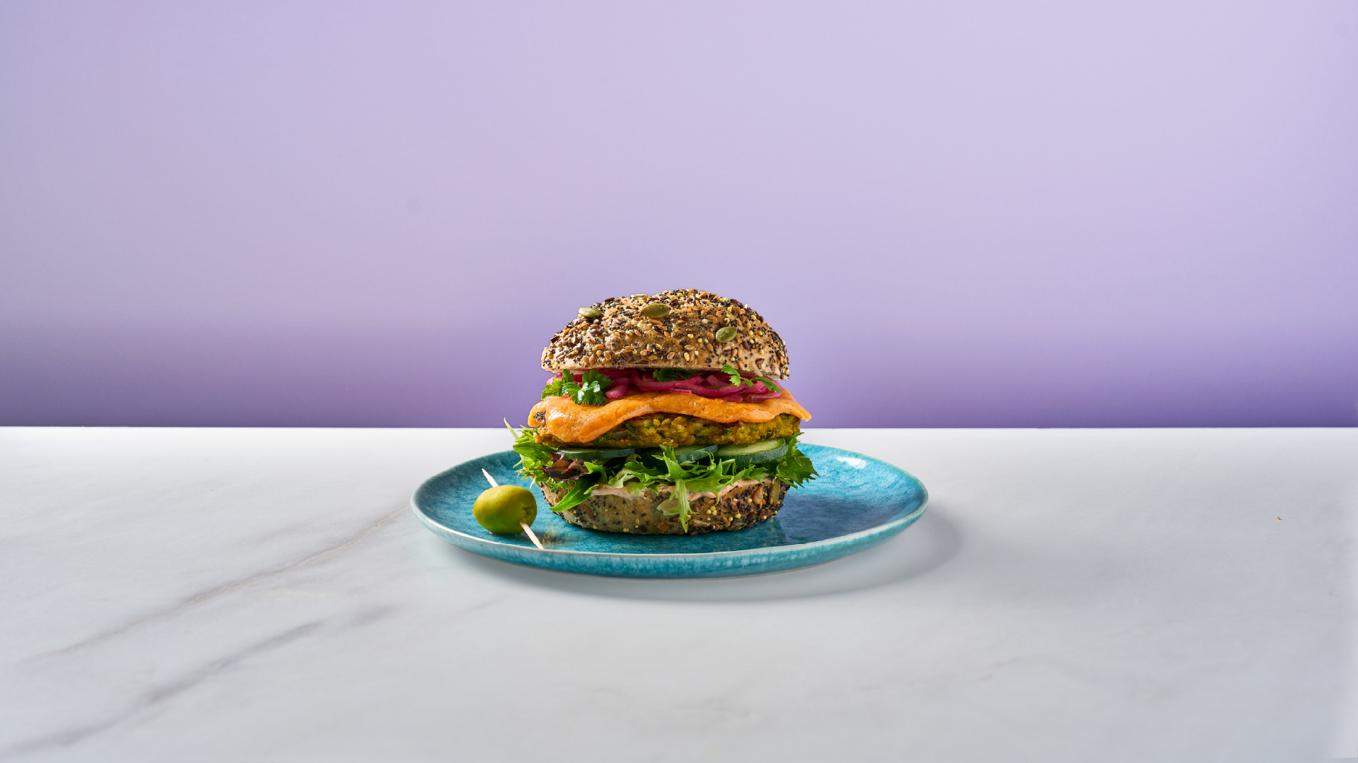Lactose-free falafel smash burger