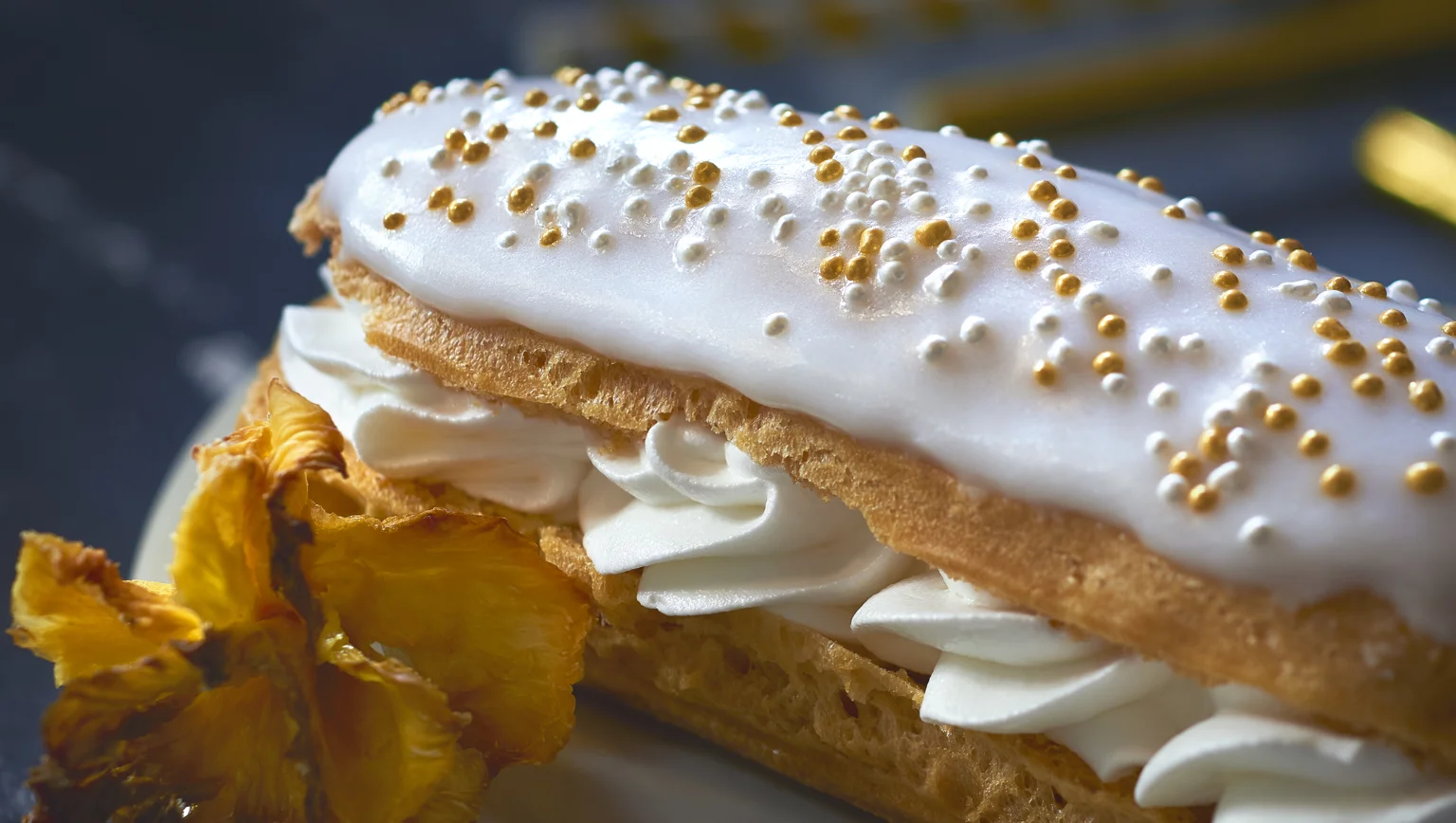 Pina Colada Éclair | Recipes | Arla® Pro